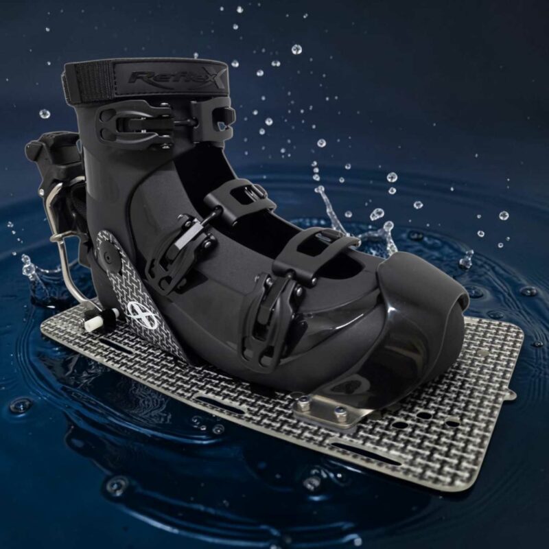 Reflex World Water Skis & Bindings